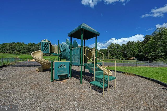 222 BATTLEFIELD RD, Locust Grove, VA 22508