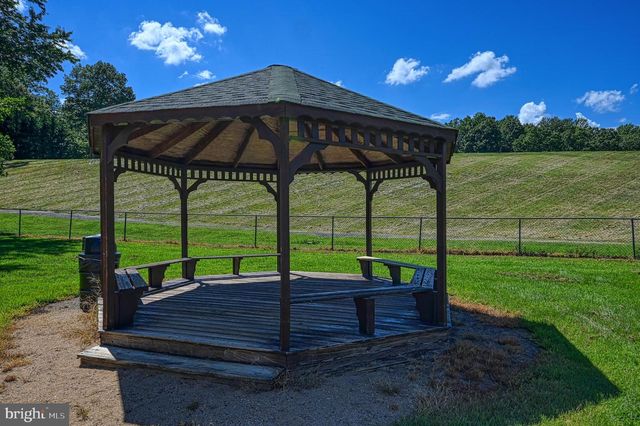 222 BATTLEFIELD RD, Locust Grove, VA 22508