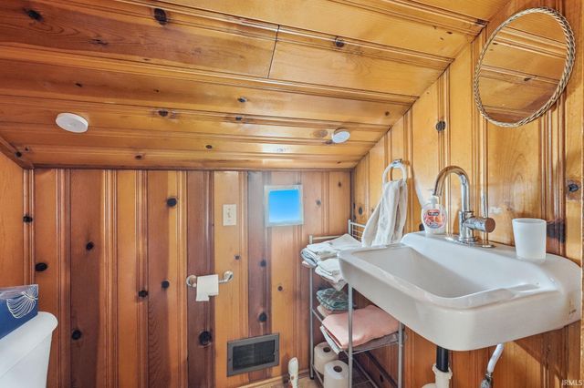 7314 Bluffton Road, Fort Wayne, IN 46809