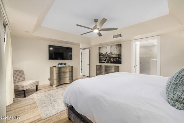 5402 E LAUREL Lane, Scottsdale, AZ 85254