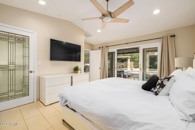 5402 E LAUREL Lane, Scottsdale, AZ 85254