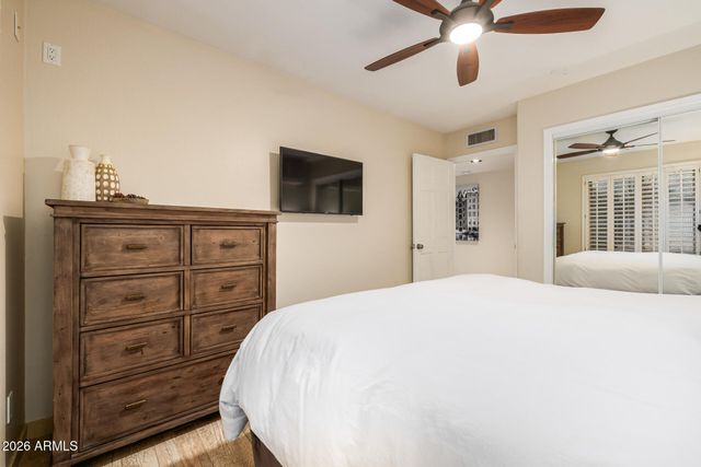 5402 E LAUREL Lane, Scottsdale, AZ 85254