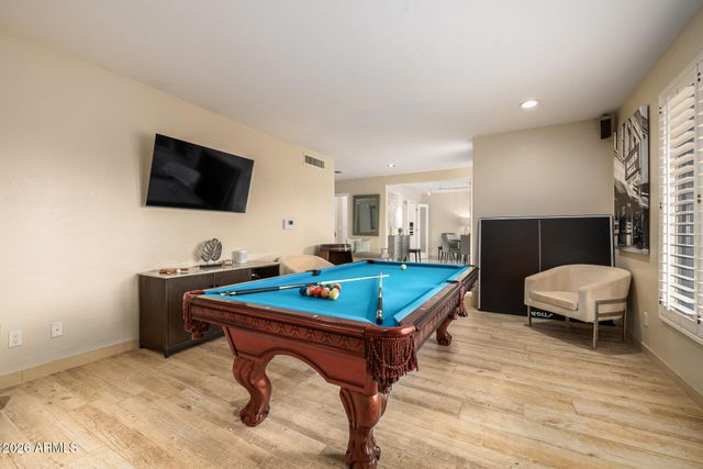 5402 E LAUREL Lane, Scottsdale, AZ 85254