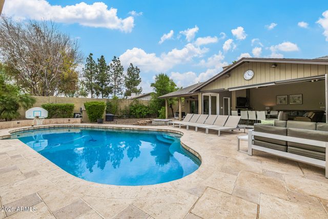 5402 E LAUREL Lane, Scottsdale, AZ 85254