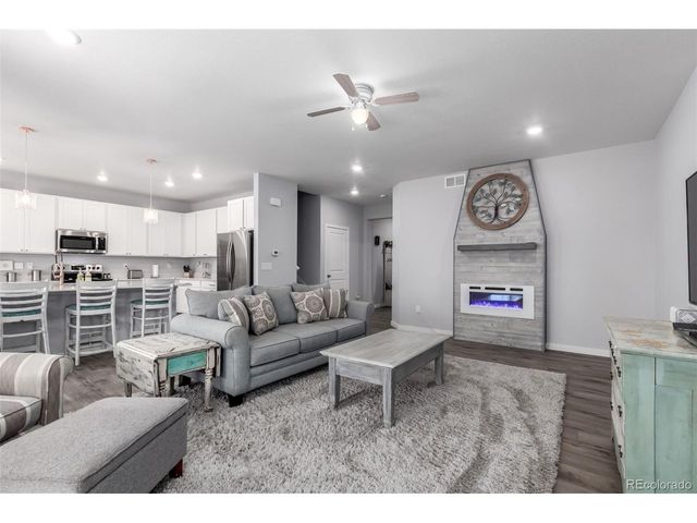 24306 E Ohio Dr, Aurora, CO 80018