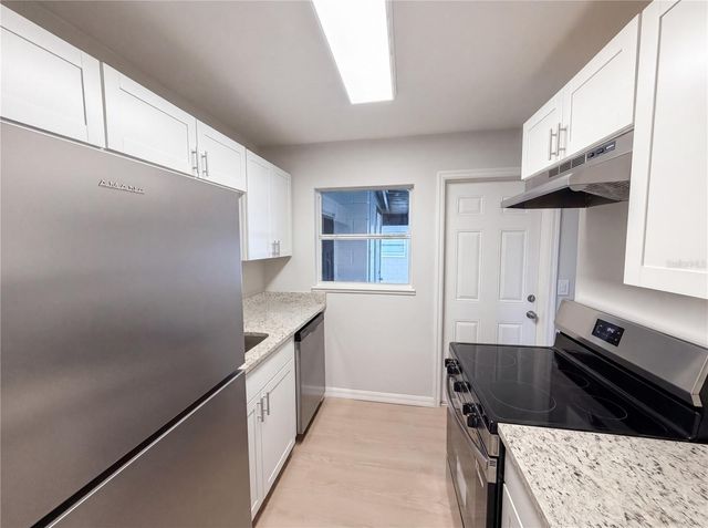 4406 LENOX BOULEVARD, Orlando, FL 32811
