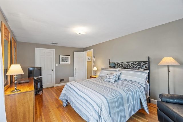 59 Eliot Road, Arlington, MA 02474