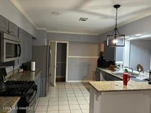 4322 Manhattan Road, Jackson, MS 39206