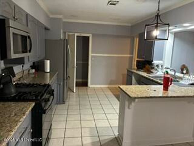 4322 Manhattan Road, Jackson, MS 39206