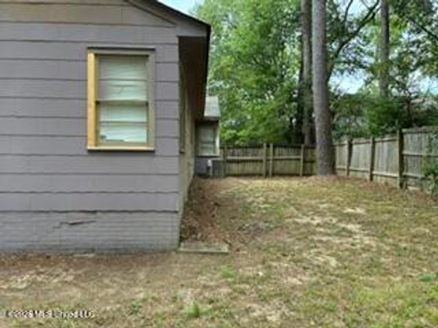 4322 Manhattan Road, Jackson, MS 39206