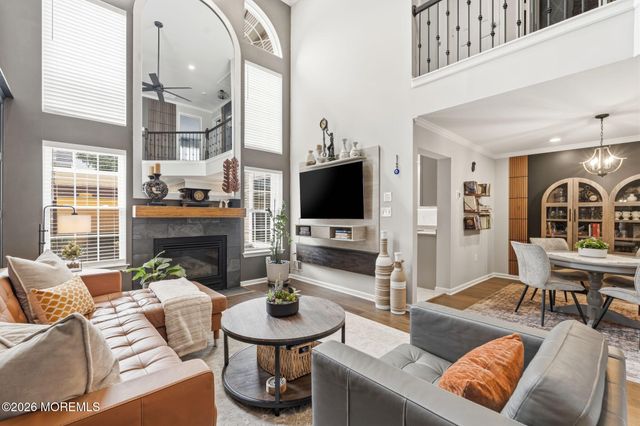 28 Dutch Court 272, Holmdel, NJ 07733