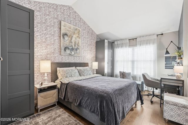 28 Dutch Court 272, Holmdel, NJ 07733