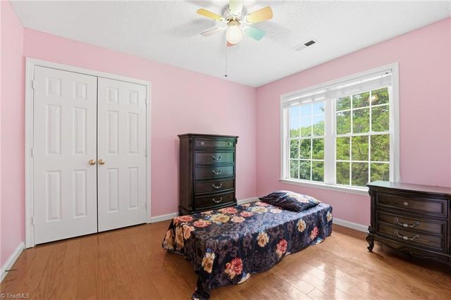 4004 Auburn Hills Drive, Greensboro, NC 27407