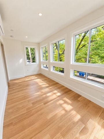 54 Adams St 4, Somerville, MA 02145