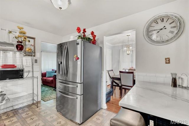 10307 Seaton Drive, St Louis, MO 63137