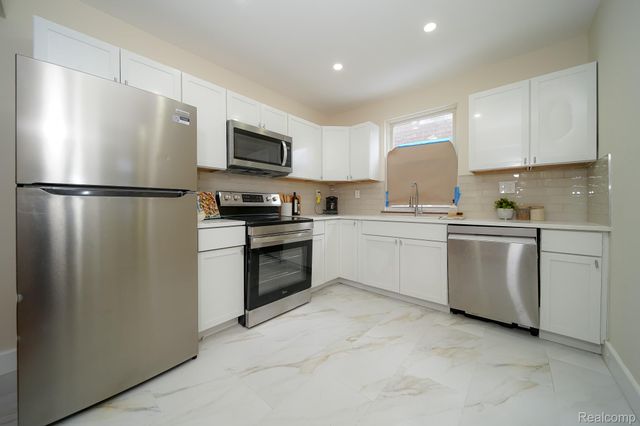 5911 Audubon Road, Detroit, MI 48224