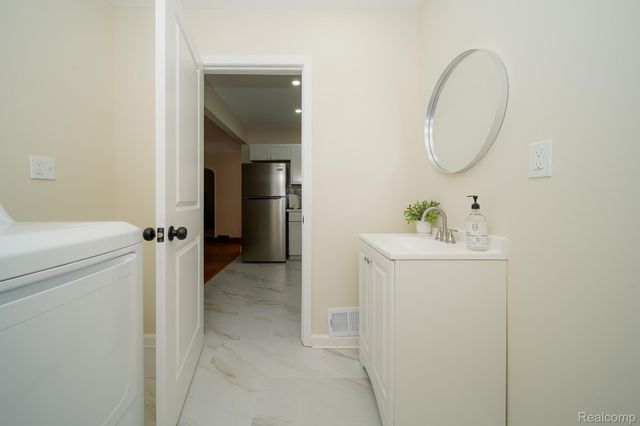 5911 Audubon Road, Detroit, MI 48224