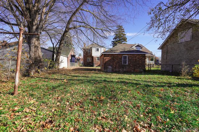 5911 Audubon Road, Detroit, MI 48224