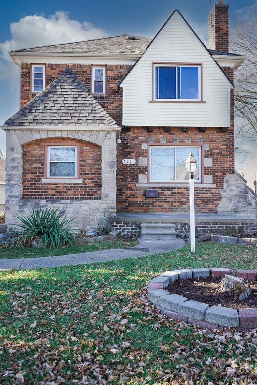5911 Audubon Road, Detroit, MI 48224