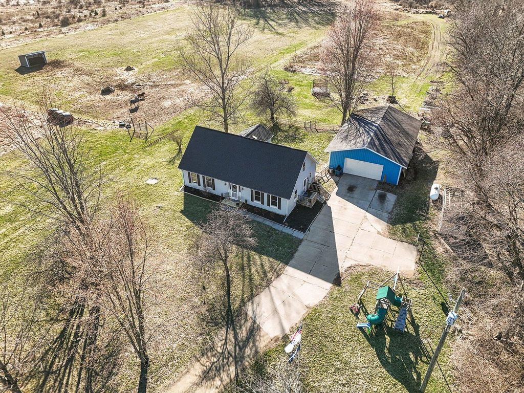 19250 Homer Road, Eckford Twp, MI 49068