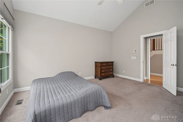 166 Barrington Village Drive, Xenia, OH 45385