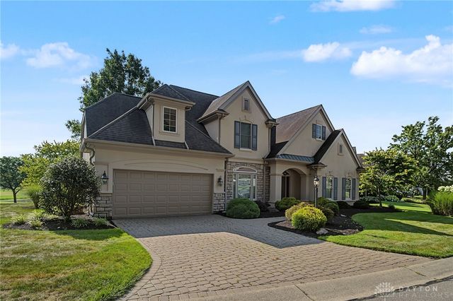 166 Barrington Village Drive, Xenia, OH 45385