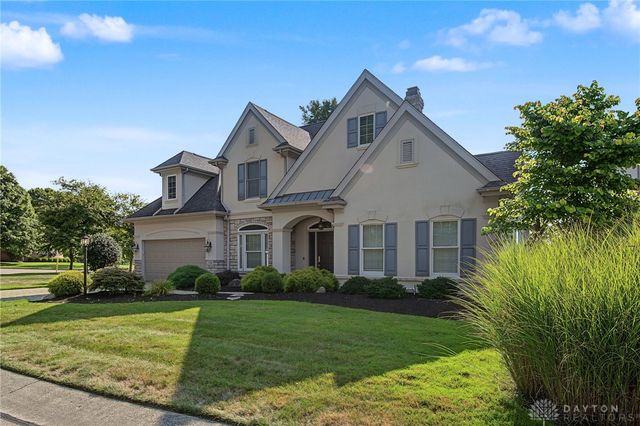 166 Barrington Village Drive, Xenia, OH 45385