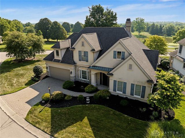 166 Barrington Village Drive, Xenia, OH 45385