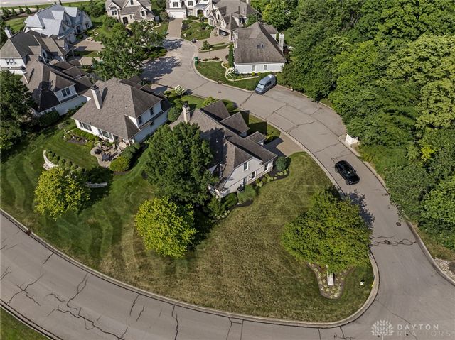 166 Barrington Village Drive, Xenia, OH 45385