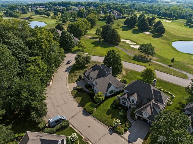 166 Barrington Village Drive, Xenia, OH 45385