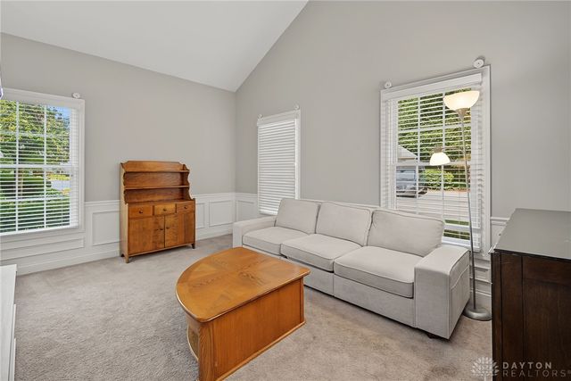 166 Barrington Village Drive, Xenia, OH 45385