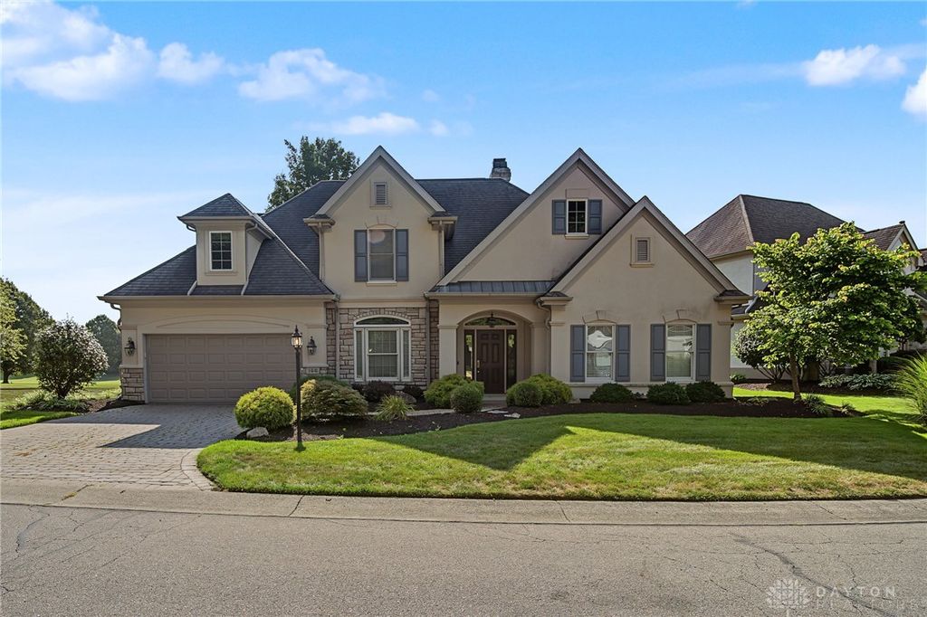 166 Barrington Village Drive, Xenia, OH 45385