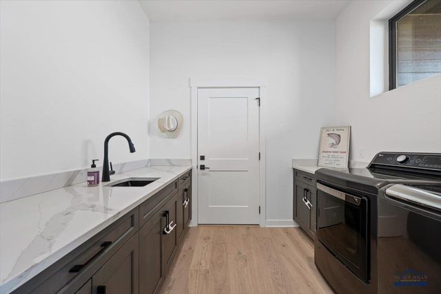 22998 CEDAR BERRY AVE, Spearfish, SD 57783