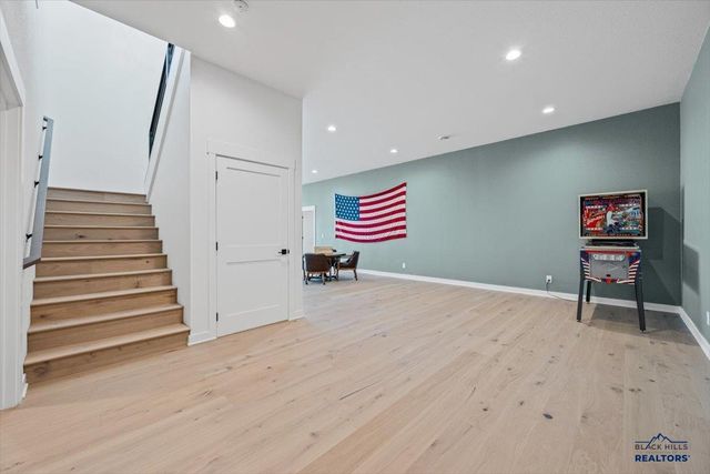 22998 CEDAR BERRY AVE, Spearfish, SD 57783