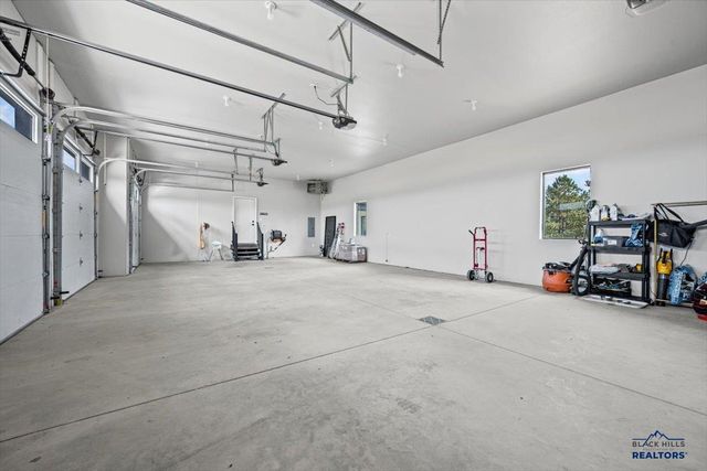 22998 CEDAR BERRY AVE, Spearfish, SD 57783