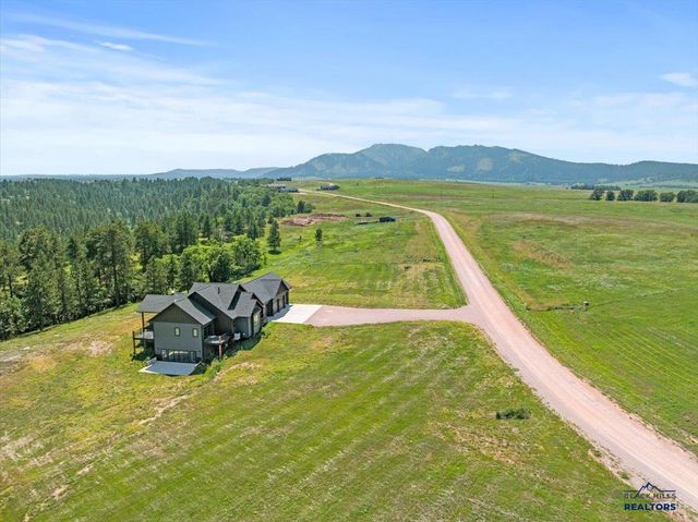 22998 CEDAR BERRY AVE, Spearfish, SD 57783