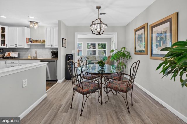 37 CHELSEA PL, Southampton, NJ 08088