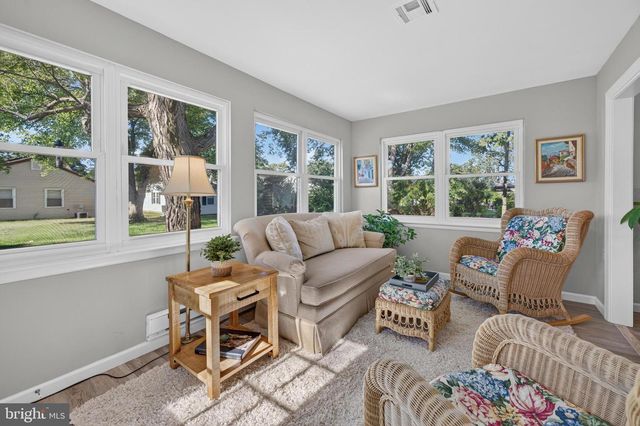 37 CHELSEA PL, Southampton, NJ 08088