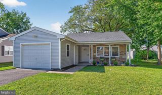 37 CHELSEA PL, Southampton, NJ 08088