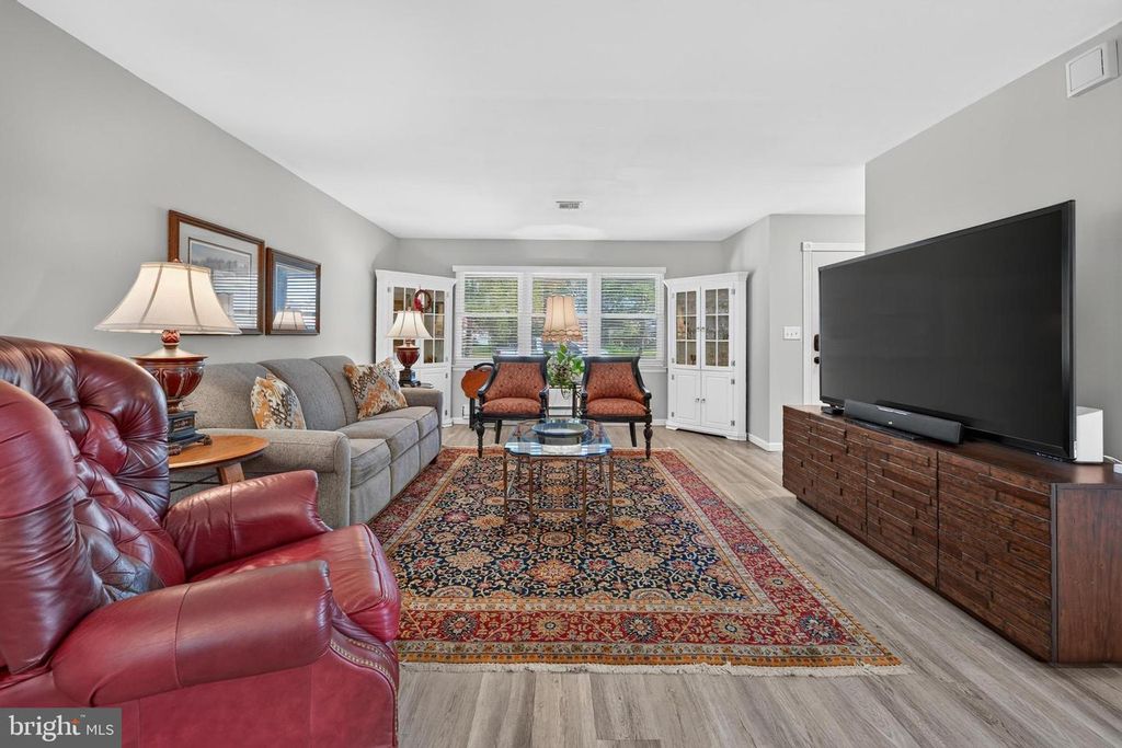 37 CHELSEA PL, SOUTHAMPTON, NJ 08088 — photo 5