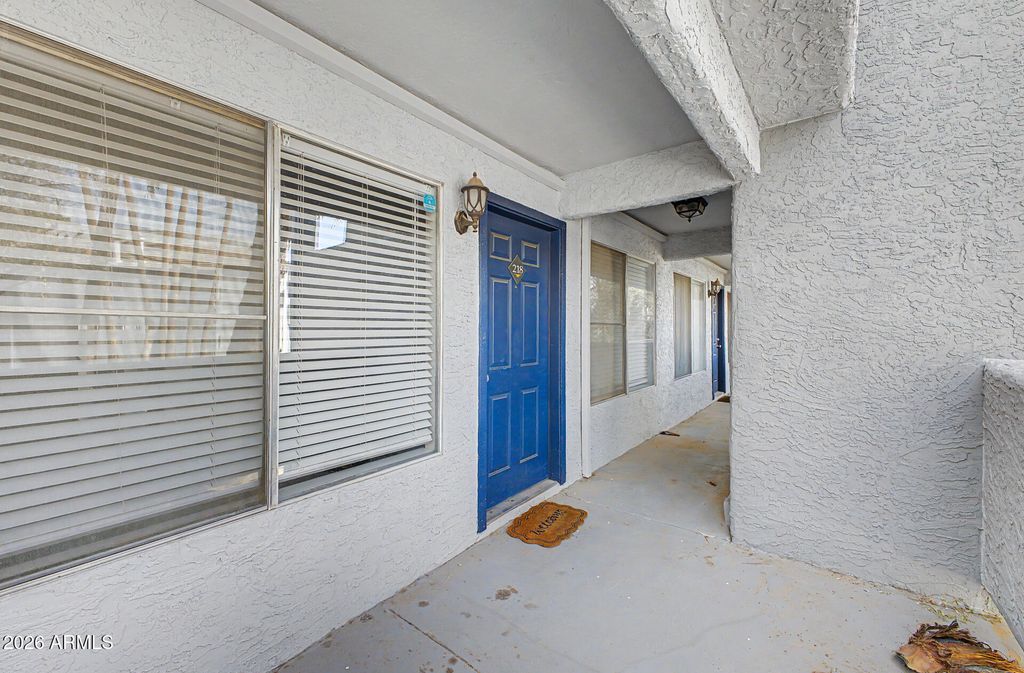 1331 W BASELINE Road 218, Mesa, AZ 85202 — photo 2