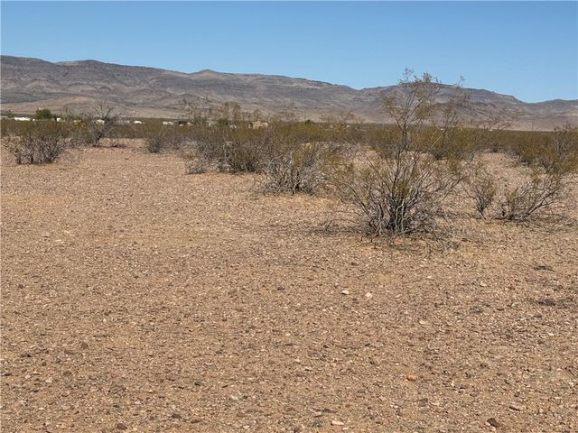 4.7 AC N Escuela Rd, Golden Valley, AZ 86413