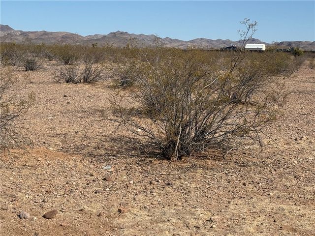 4.7 AC N Escuela Rd, Golden Valley, AZ 86413