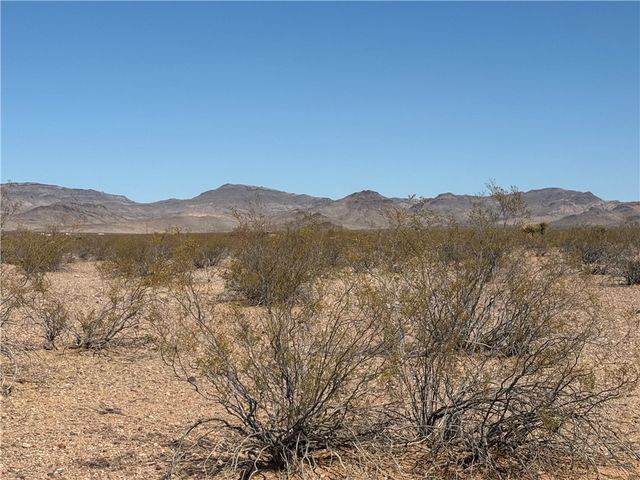 4.7 AC N Escuela Rd, Golden Valley, AZ 86413