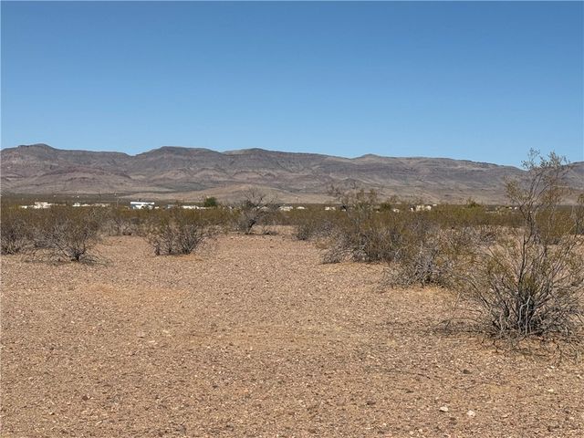 4.7 AC N Escuela Rd, Golden Valley, AZ 86413