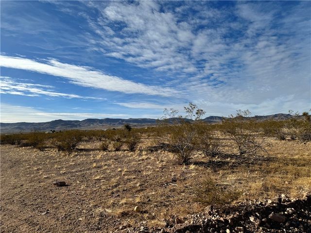4.7 AC N Escuela Rd, Golden Valley, AZ 86413