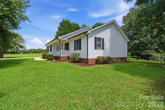 135 Byers Road, Troutman, NC 28166