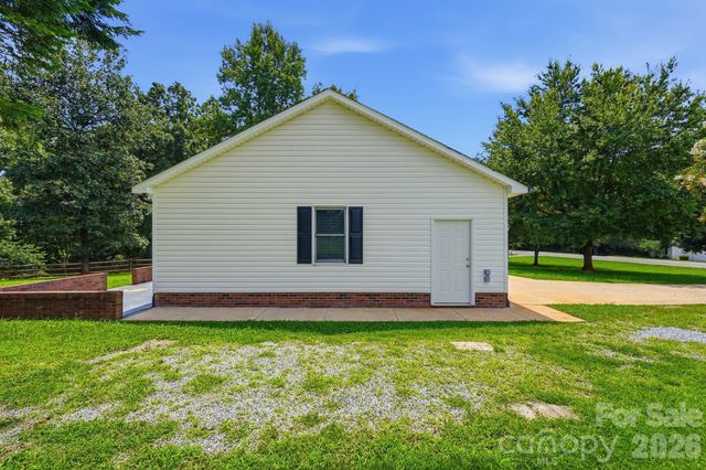 135 Byers Road, Troutman, NC 28166