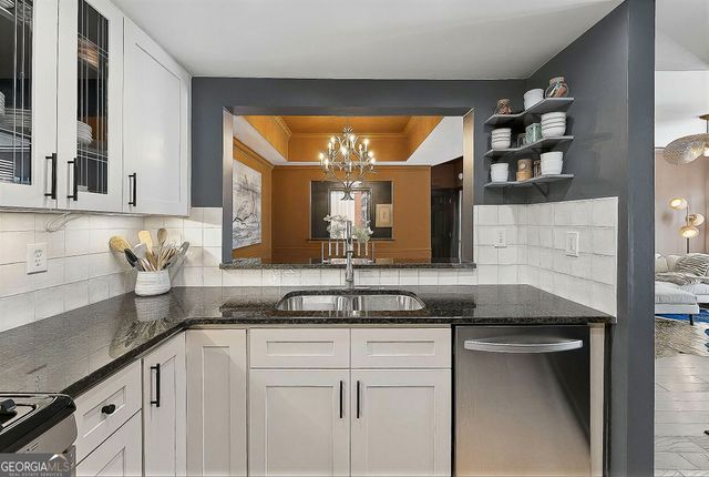 3636 Habersham Road NW 2105, Atlanta, GA 30305