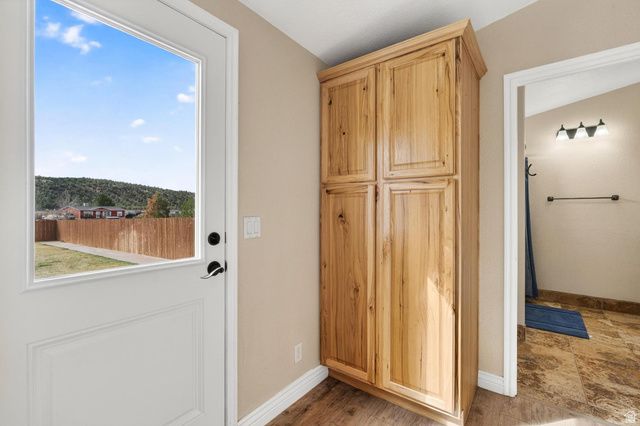 1363 N ROME WAY, Apple Valley, UT 84737